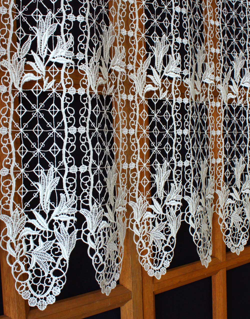 French lace : Floral Macrame Cafe Curtains