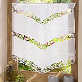 Pointed macrame lace curtain