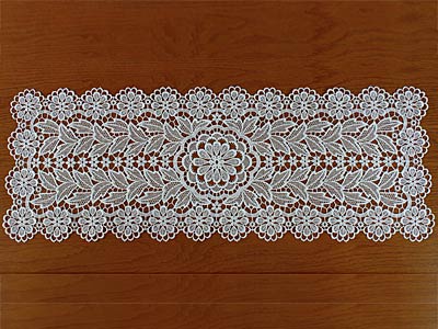 Cathy large roind doilies