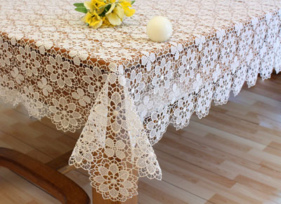 Amaryllis macrame lace tablecloth