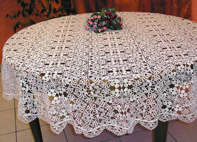 Valentine round macrame lace tablecloth