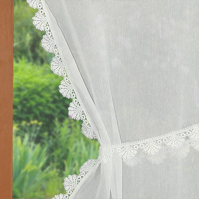 Small lace Terylene trimmed curtains