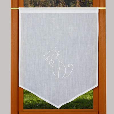 Cat embroidered curtain 