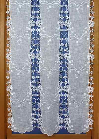 Fabric and macrame lace curtain
