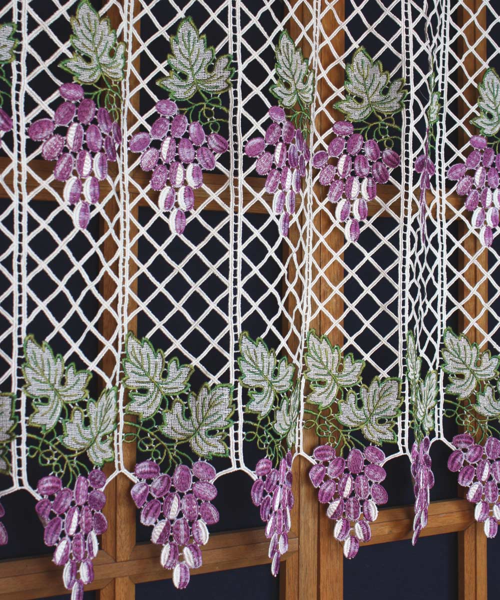 Muscat grape lace curtain