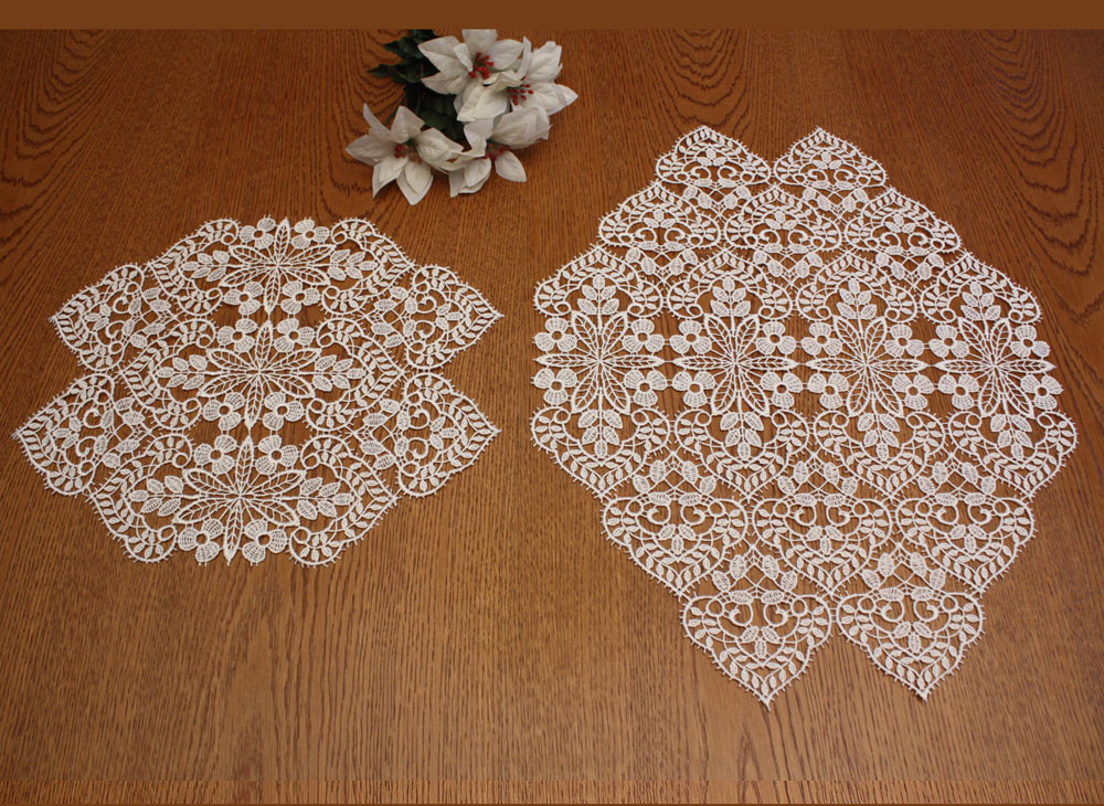 Lace doily &quot;Collection Valentine&quot; in naturel