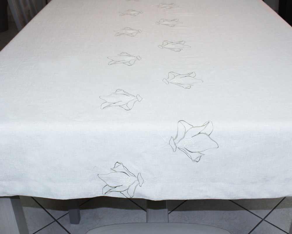 Pure linen embroidered tablecloth
