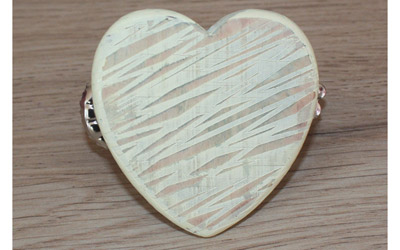 Heart wood plier