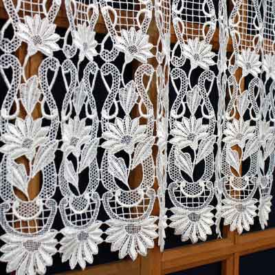 Yardage lace curtain