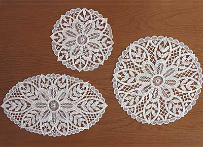 Anna doilies collections