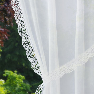 Laurier macrame trimmed curtain